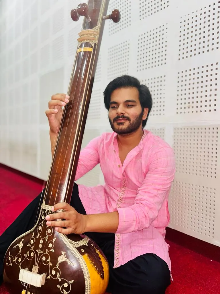 Dhruv music classes — Music in Sector 151