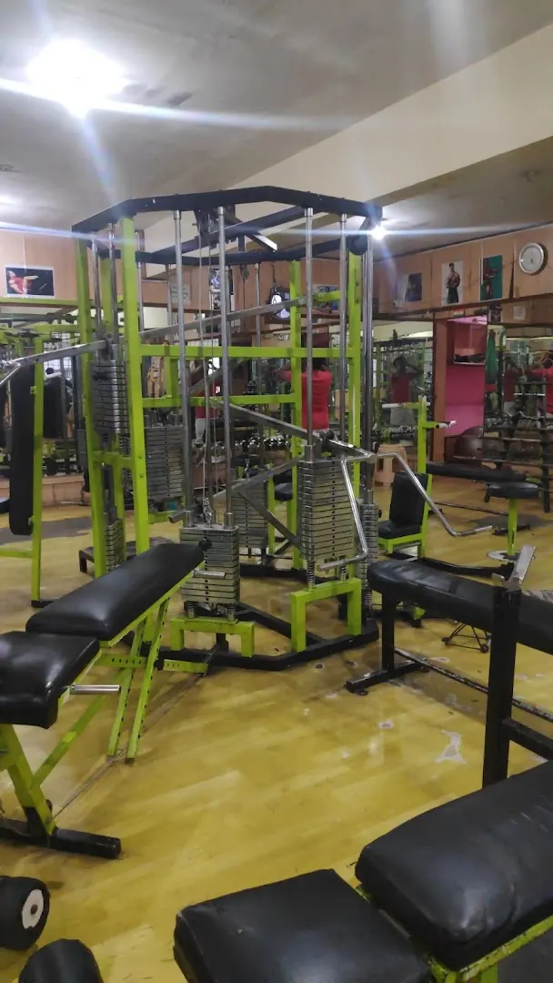 Friends gym photo 1