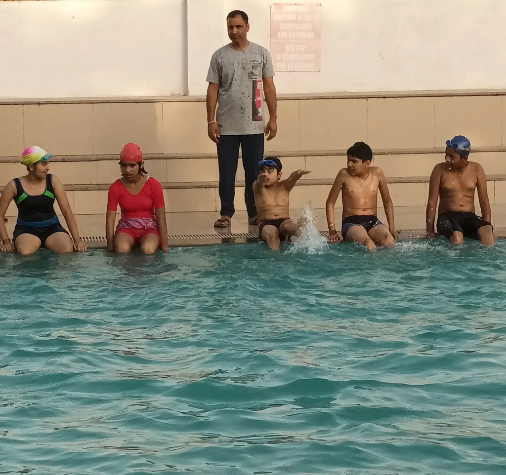 Gems international swimming pool — Swimming in Palam Vihar