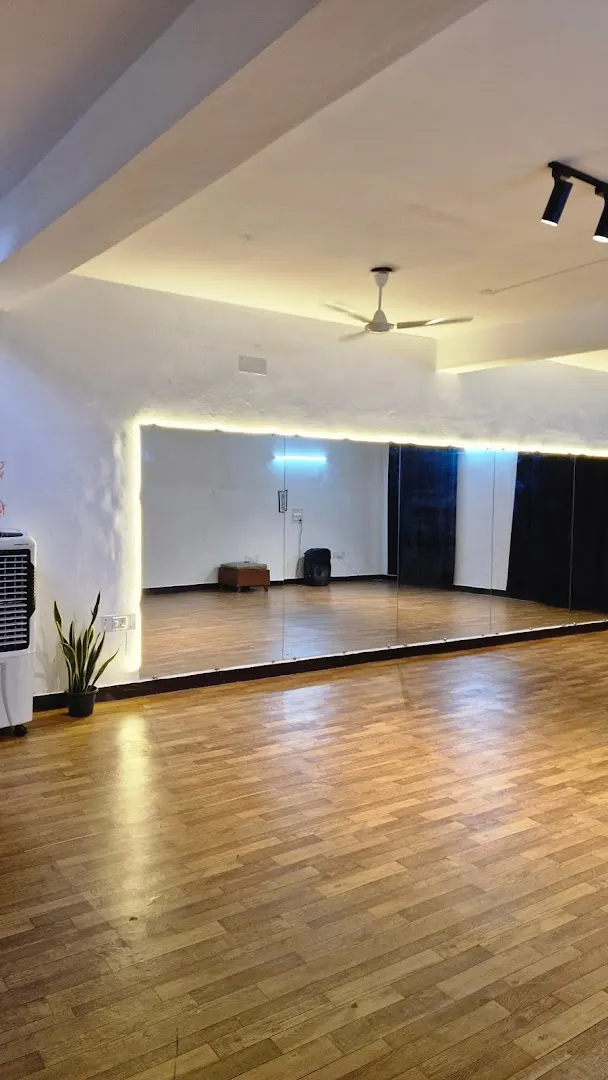 Kalakkriti Studio — Dance in Khanpur