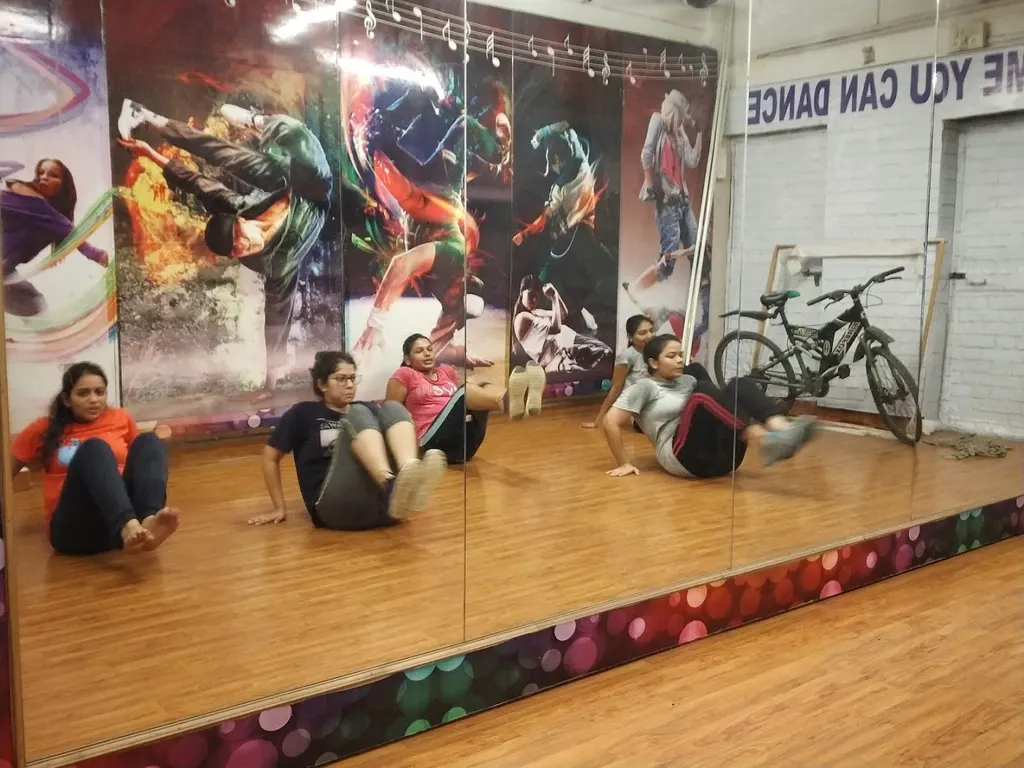 Oskar Dance Academy — Dance in Ghansoli