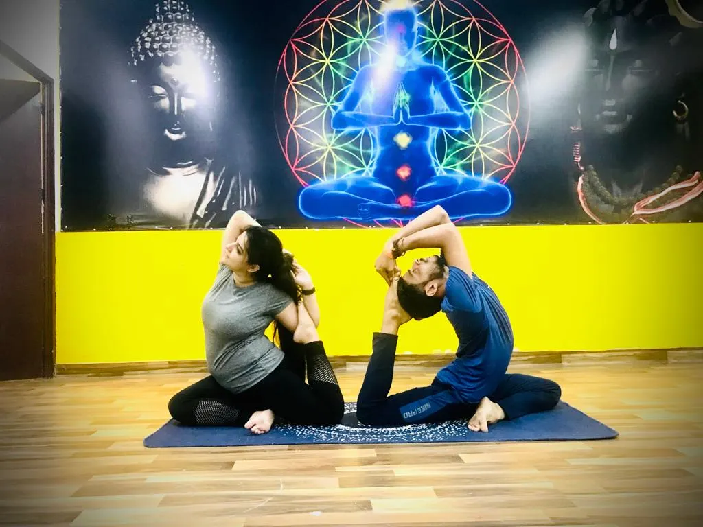 Shivom power yoga — Yoga in Punjabi Bagh