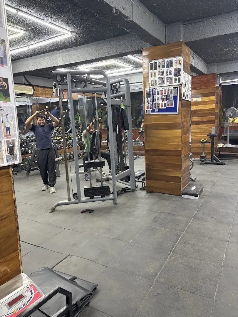 Fiziko Fitness Premium - Sector 14 — Fitness Center in Sector 14, Gurugram