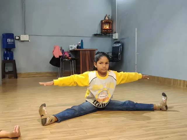 Beats'n'Grooves Dance & Fitness studio — Dance in Munirka