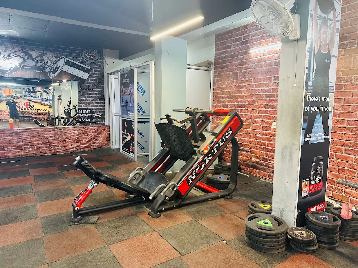Golden Fitness Gym — Standard Gym in Sector 69, Gurugram