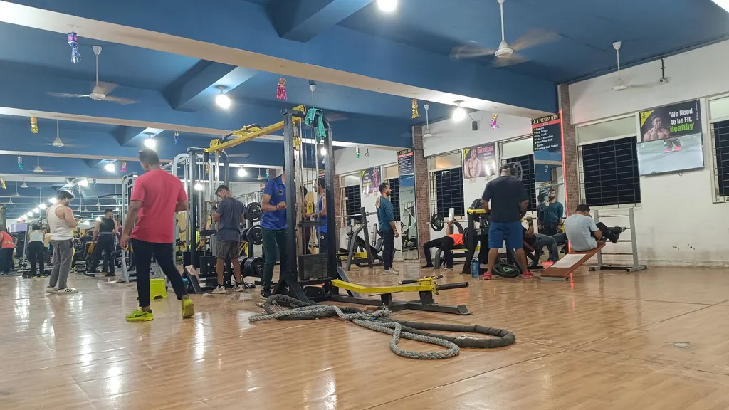 Ifitness Gym — Standard Gym in Saki Naka