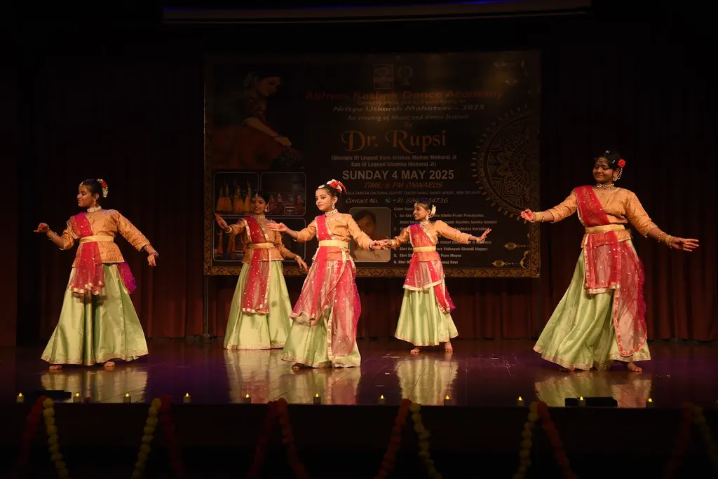 ABHYAS KATHAK Academy by Dr. Rupsi Sharma — Dance in Indirapuram