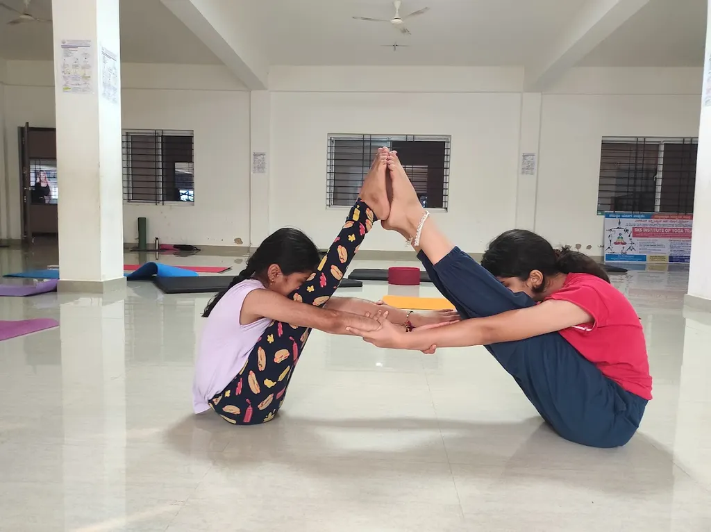 SKS Institute of Yoga Training ( Yoga Neelakanttaiah) — Yoga in Vidyaranyapura