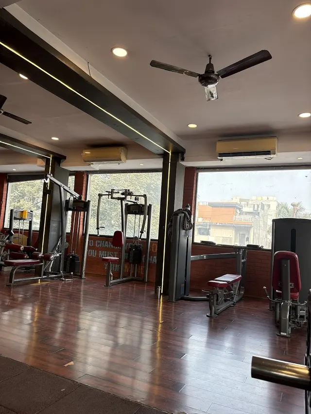 The Global Fitness Shalimar Bagh