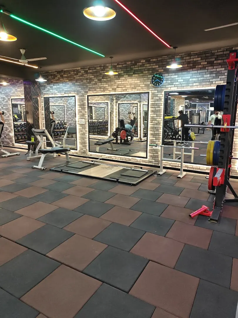 Royal Gym — Fitness Center in Sector 5, Gurugram