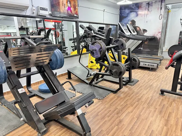 P Academy Gym Moti Nagar