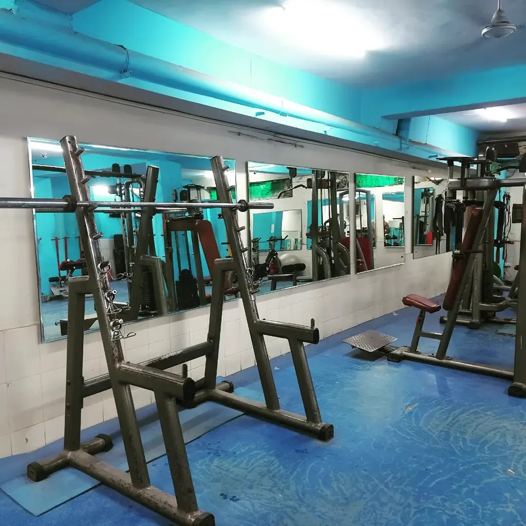 Demon physique gym — Yoga in Chirag Dilli