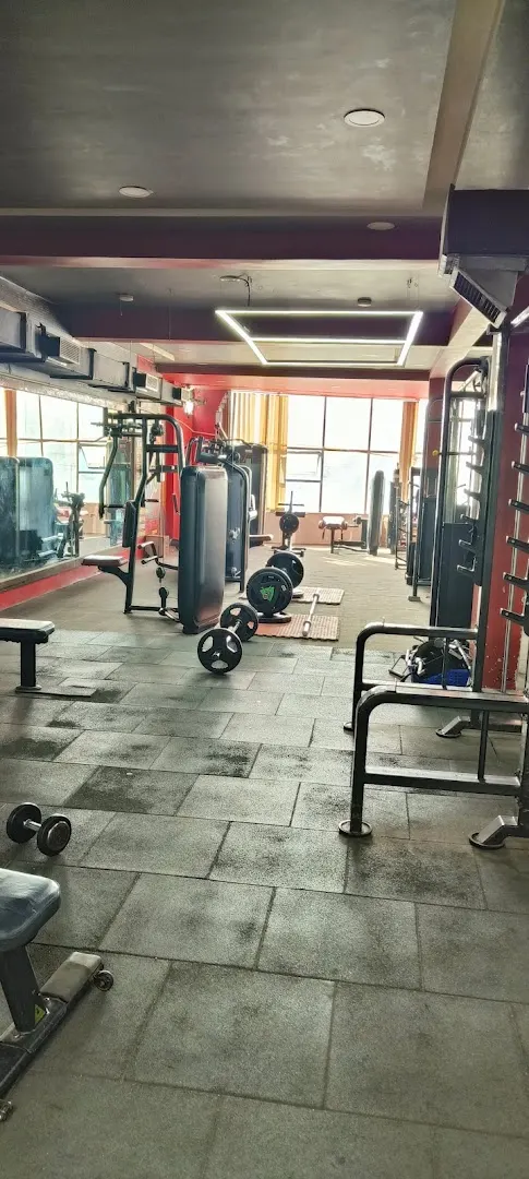 Core Fitness Hub (unisex gym)