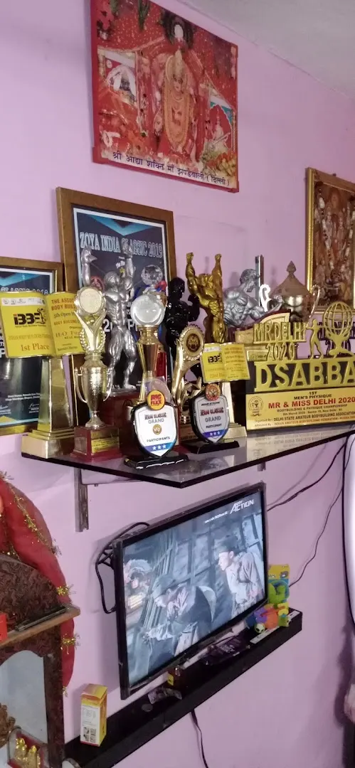 Fitness Punch gym Paharganj