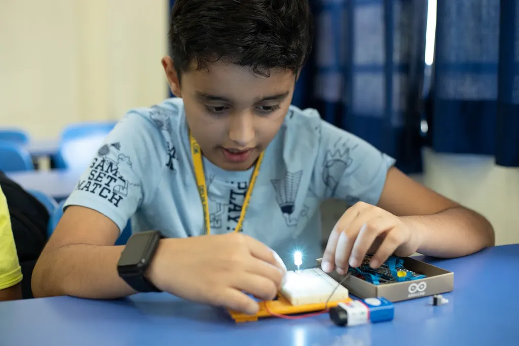 STEM Metaverse — Coding & Robotics in Sector 48