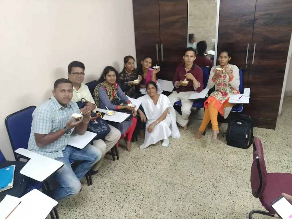 Your English Speaking Academy — Language in Kandivali East