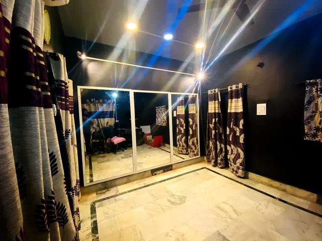 Dreamz dance Center — Dance in Pratap Vihar