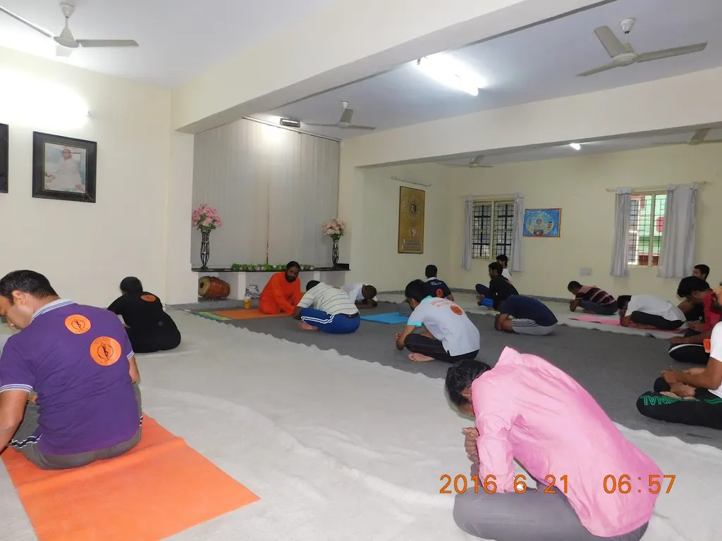 Dhyana Yoga Kendra — Yoga in Vijayanagar