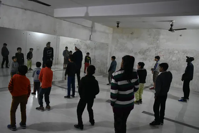 Rbt Dance Studio — Dance in Kapas Hera