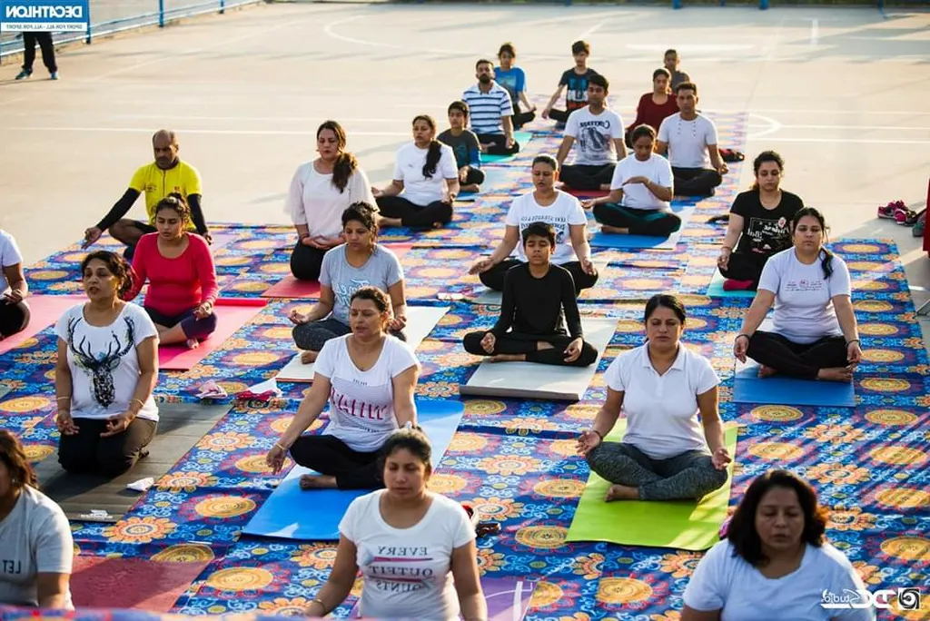Yogholics — Yoga in Rohini