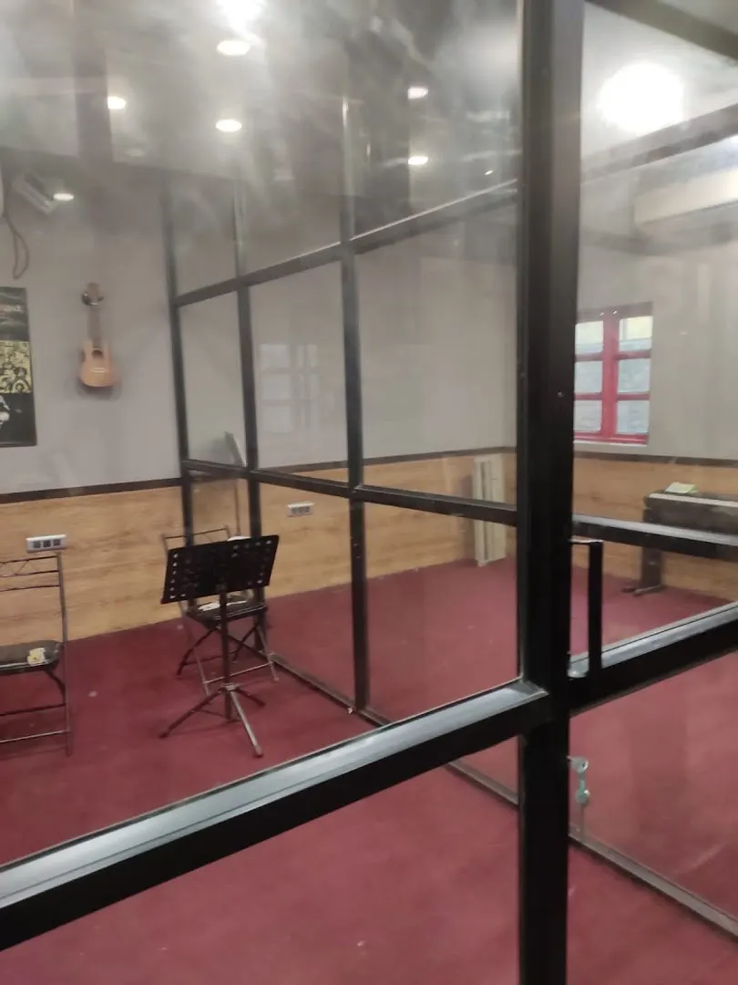Synergy Institute of Music (SIM) Kamla Nagar — Music in Kamla Nagar