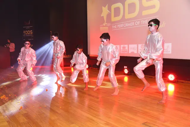 Driftup Dance Studio- Dance Classes Academy in Faridabad NIT — Dance in New Industrial Township