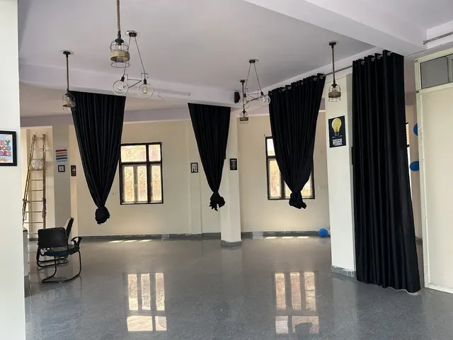 Breezy Dance Studio — Dance in Razapur Khurd