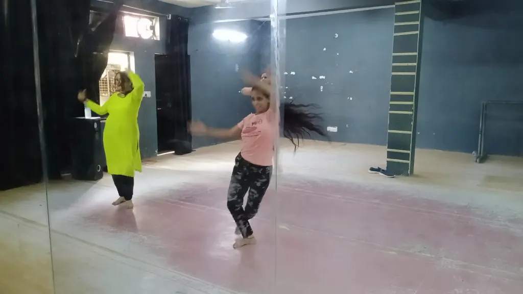 The Dance Cort — Dance in Sagar Pur