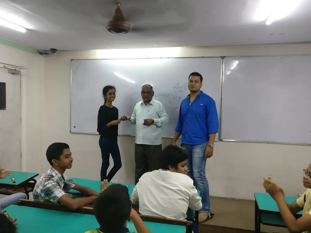 Powai Classes — Art & Craft in Powai