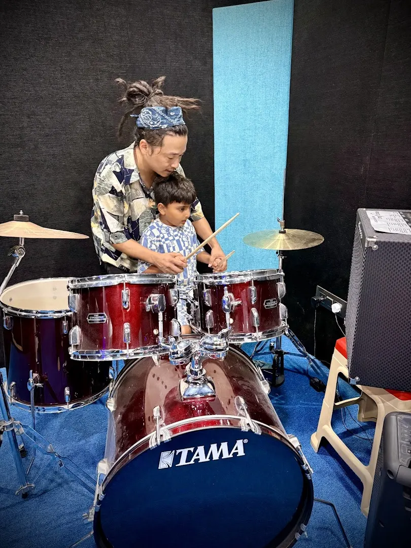 Av Studios Music Institute — Music in Sector 31