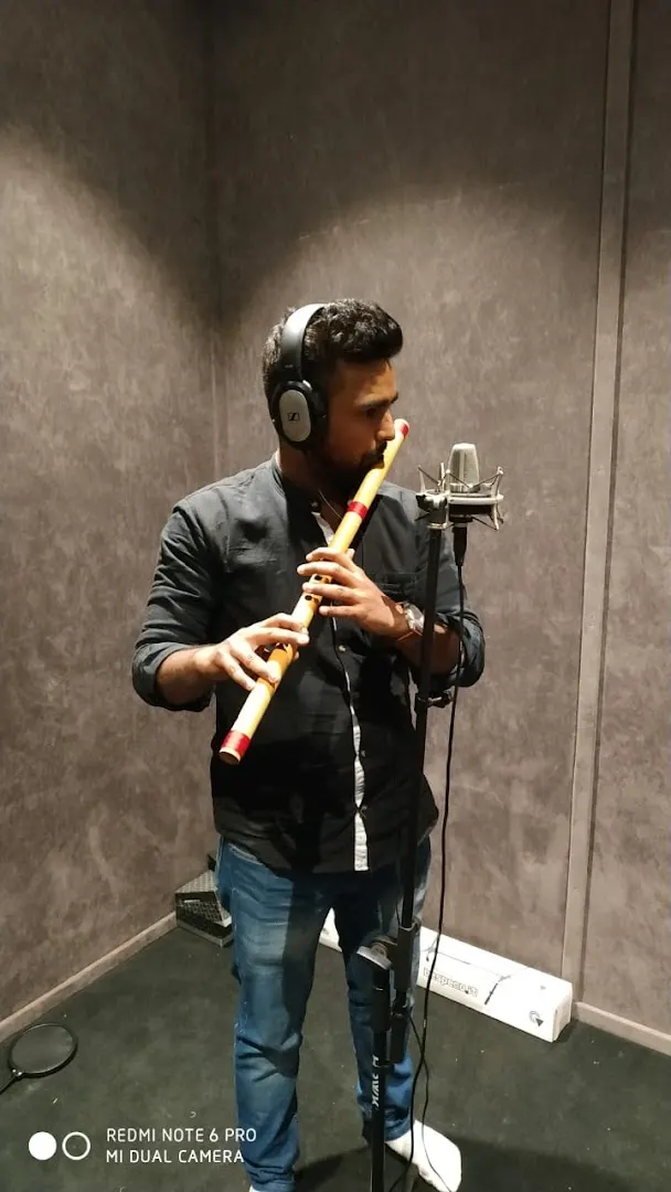 Manish Flute Classes — Music in Palam