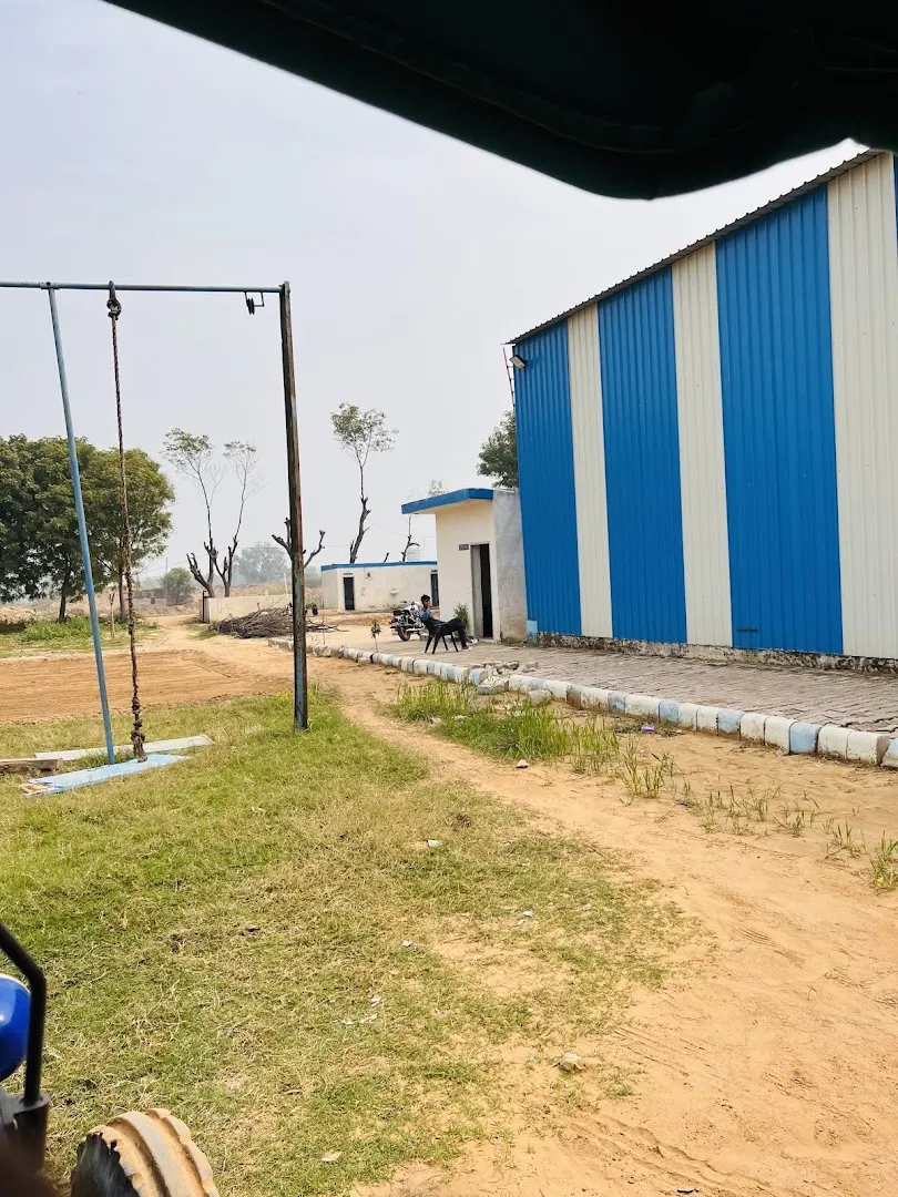 Rolex Gym and badminton photo 1