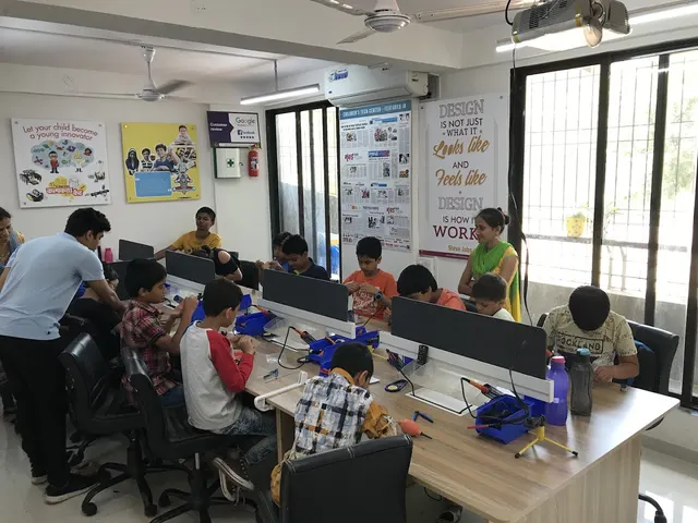 Edison club — Coding & Robotics in Thane West