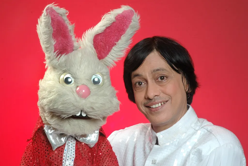 Ramdas Padhye - Ventriloquist, Puppeteer & Puppet-Maker — Theatre & Drama in Ghatkopar East