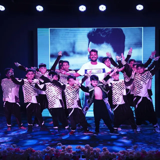 Sway Dance Company — Dance in Shankarapura