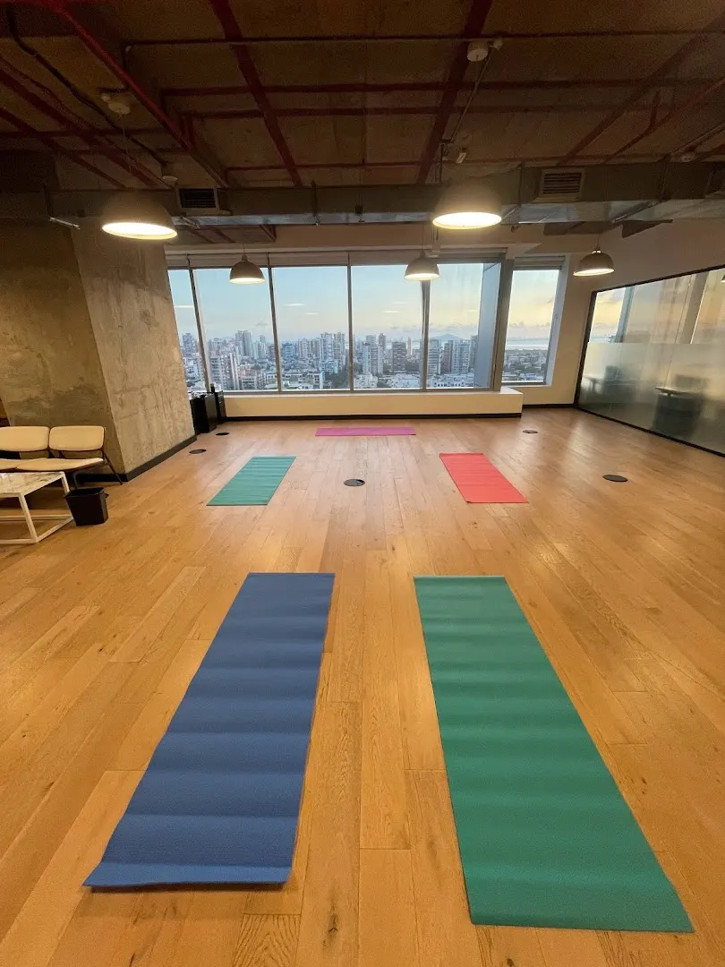 AndFit — Yoga in Nerul