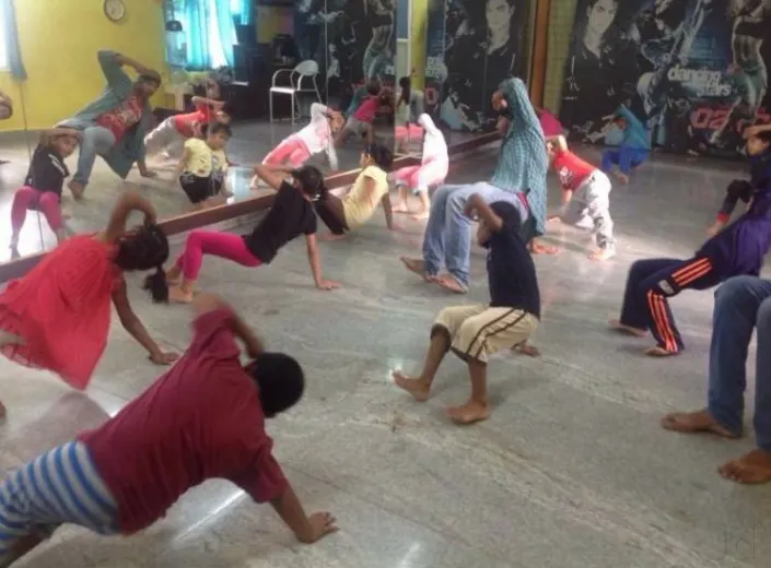 Leo Stars Dance School — Dance in Bagalagunte