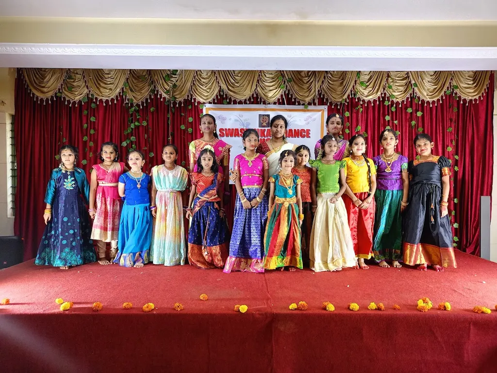 SWASTHIKAM DANCE INSTITUTE — Dance in Virupakshapura