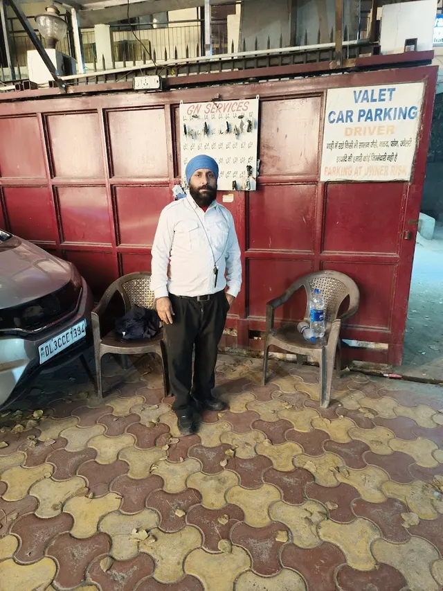 Naraina Vihar Club — Swimming in Naraina