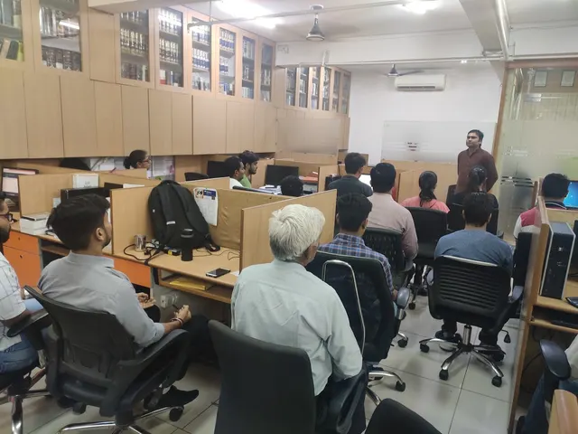 Dr.Yogii Ravi — Yoga in Patparganj