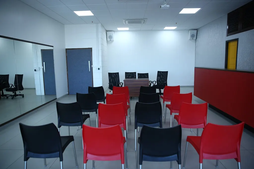 Asrani Venkateshwara Acting Media Institute — Theatre & Drama in Andheri West