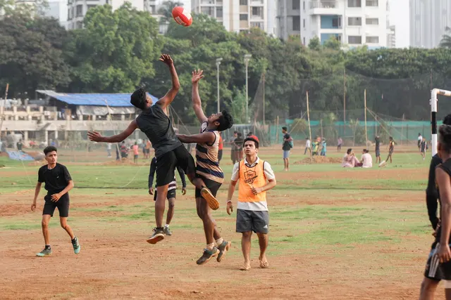 Australian Rules Football — Football in Matunga West