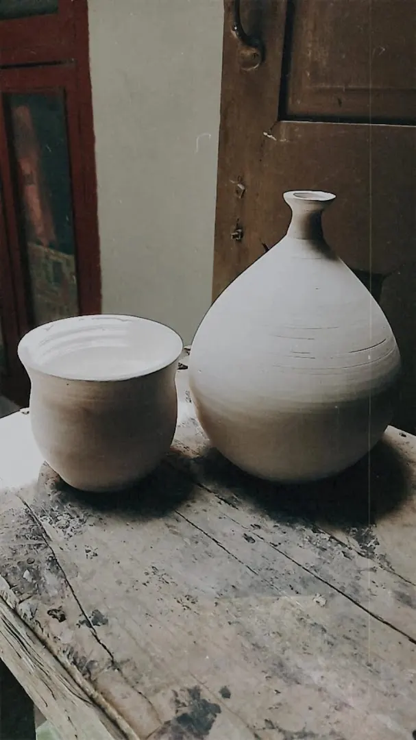 Kachi Maati Pottery Studio — Art & Craft in Lado Sarai
