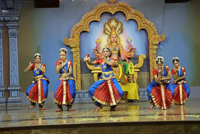 Noopura kalakendra — Dance in Narayanapura