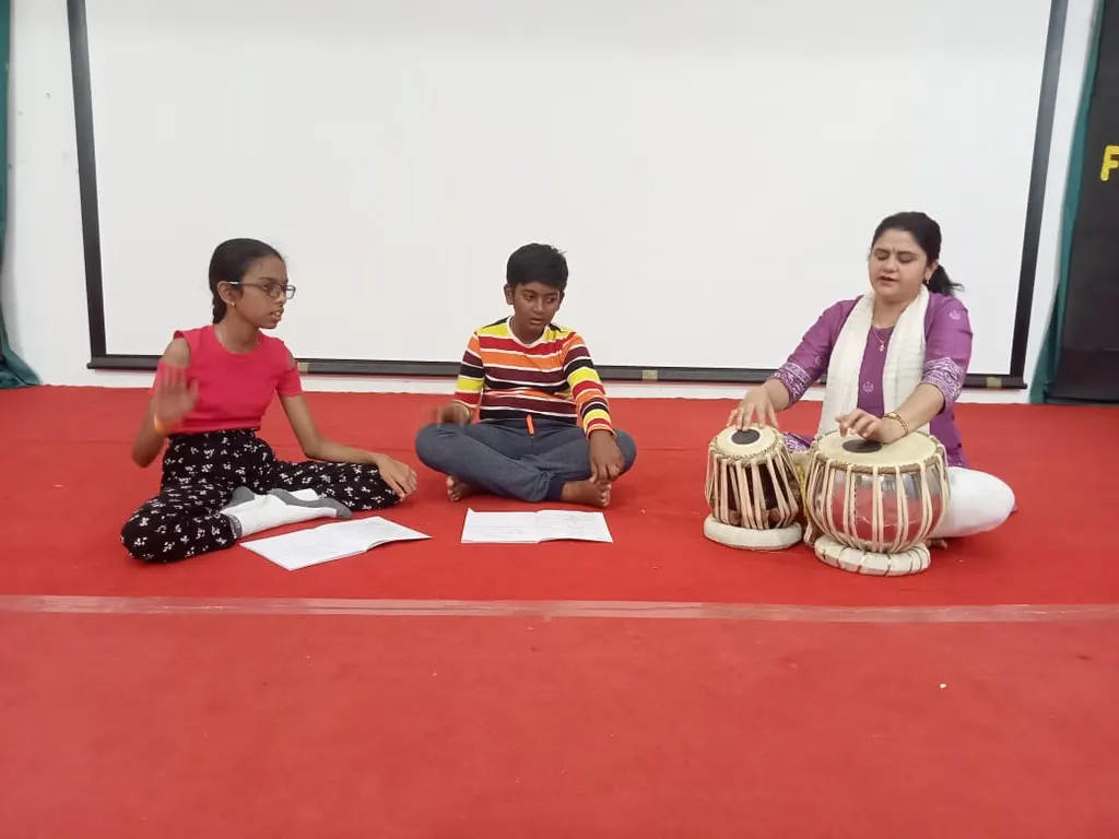 Saraswati Sangeet Vidyalaya affiliated with Gandharva Mahavidyalay Pune (Classical Music, Keyboard and Tabla) — Music in JP Nagar