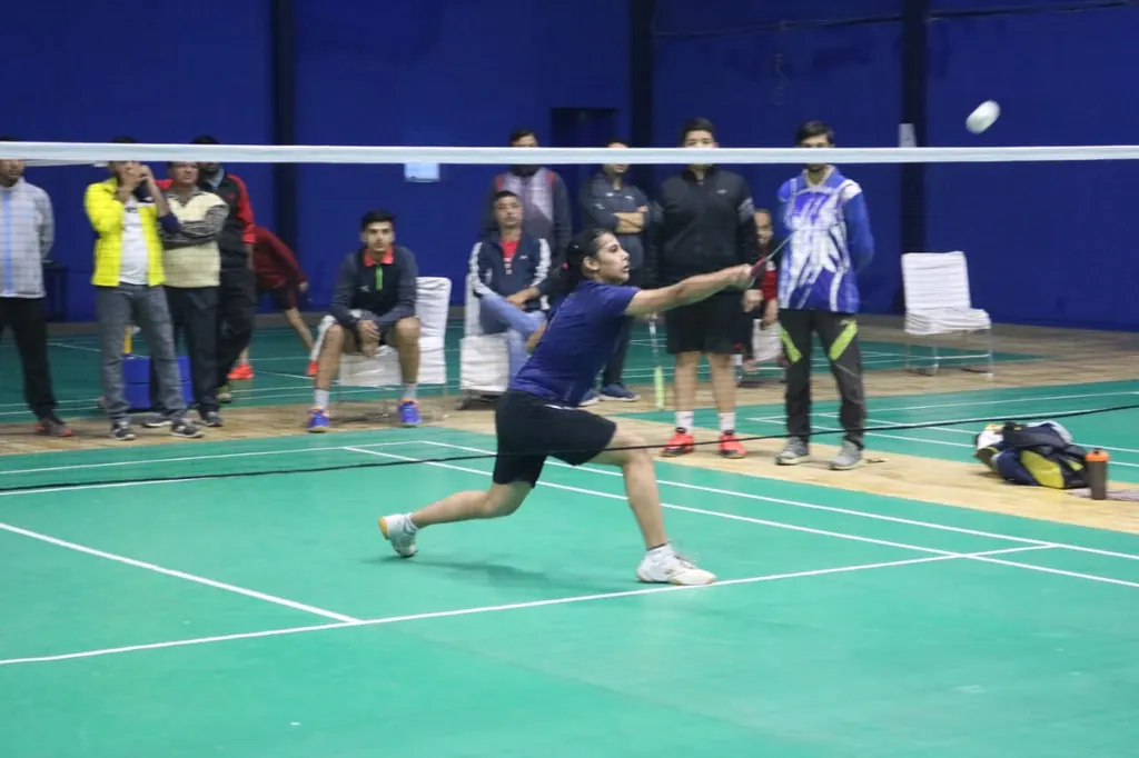V2s badminton academy — Badminton in Indirapuram