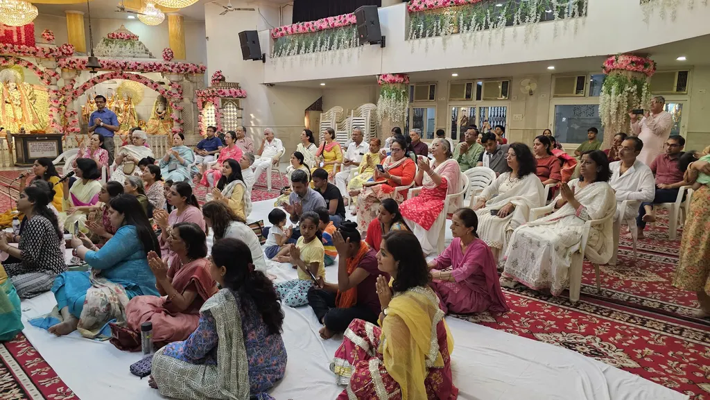 Art of Living Yoga and Meditation Center — Yoga in Paschim Vihar