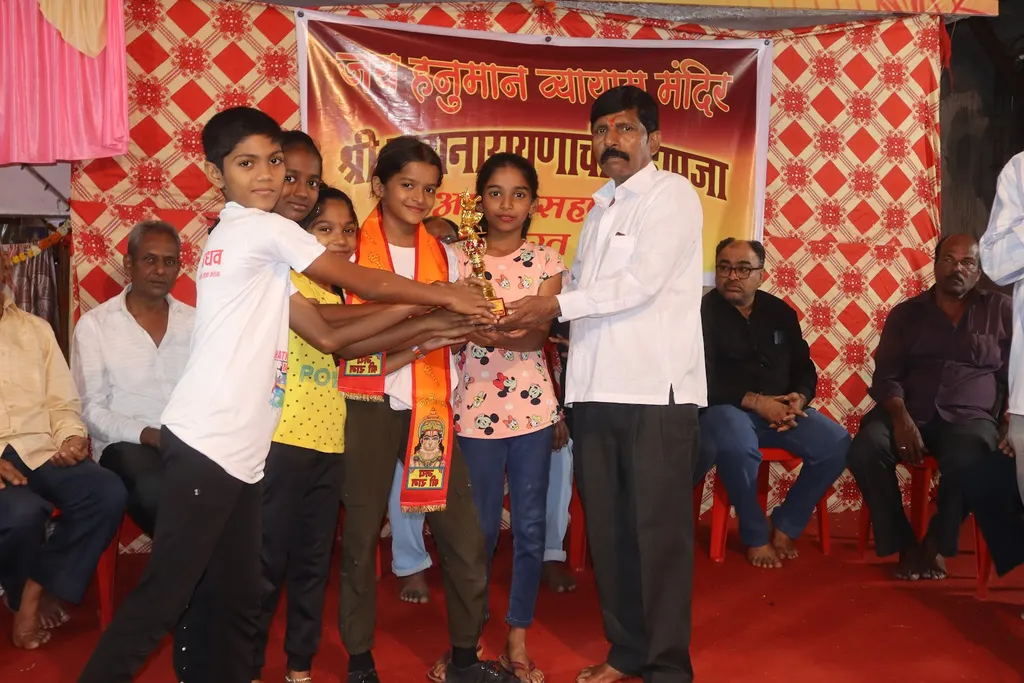 Golden wings dance crew — Dance in Vikhroli West
