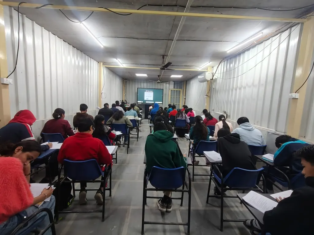 Science Wing Coaching Institute — Coding & Robotics in Uttam Nagar