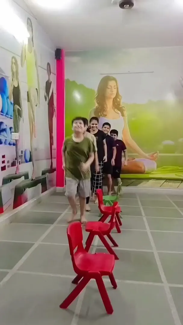 Fitness Forever Zumba,Aerobics & Yoga Center — Yoga in Razapur Khurd